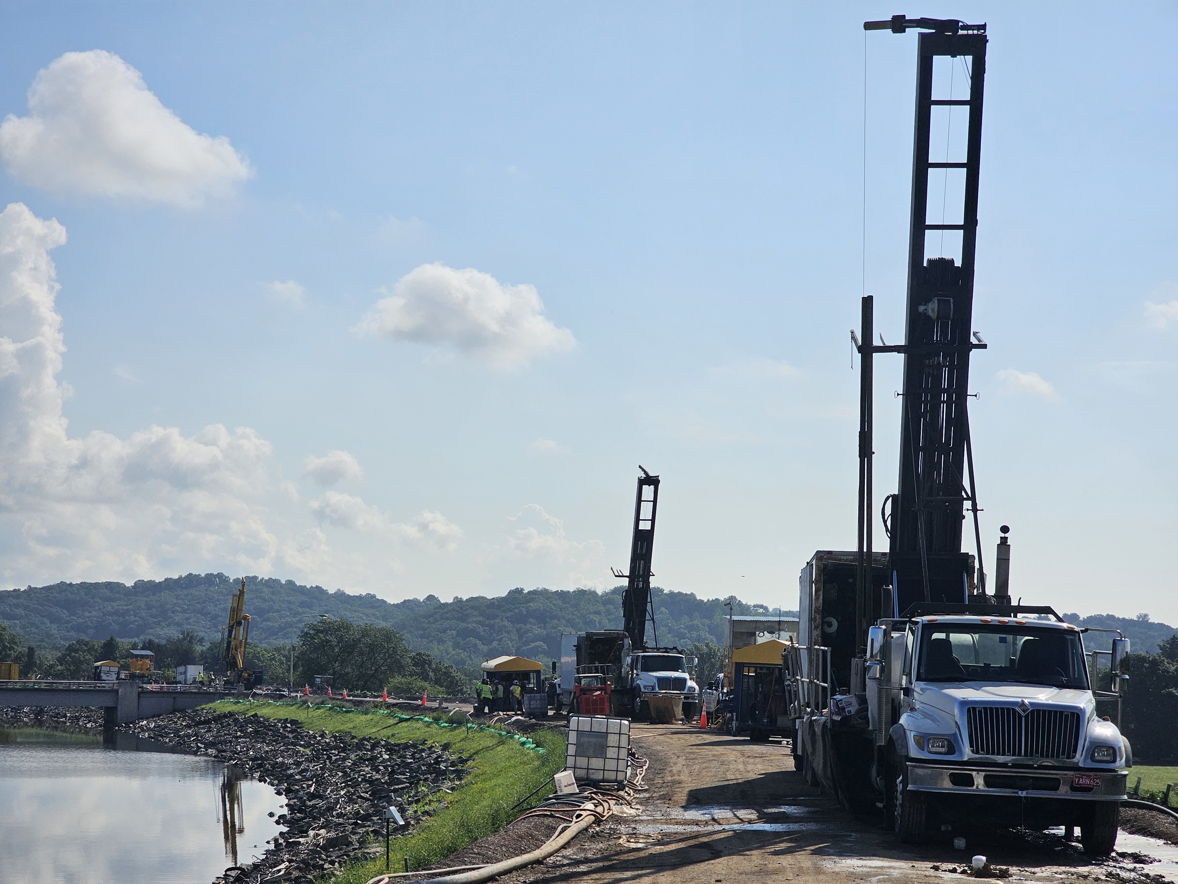 Technology Spotlight: Sonic vs. Hollow Stem Auger 