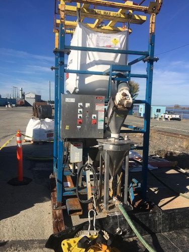 A chemical mixing bag
